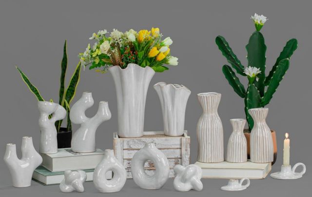 White Porcelain Décor product grouping 7